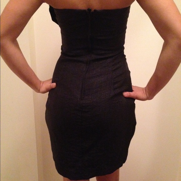 Dress - Picture 3 of 3