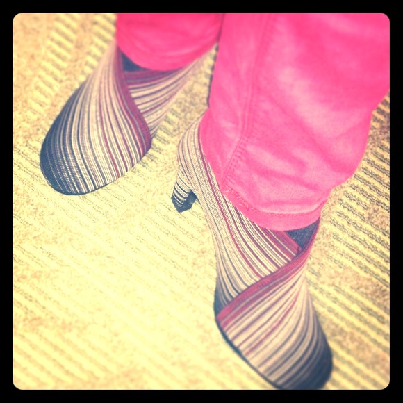 United Nude
