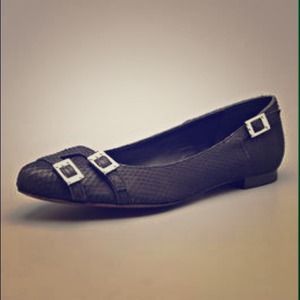 Rachel Zoe black brand new in box flats