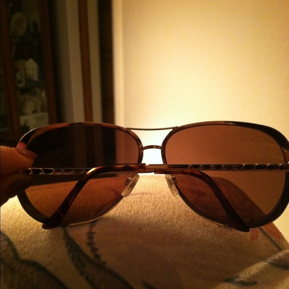 🌾White aviators🌾with a nice tan lens :) - Picture 4 of 4