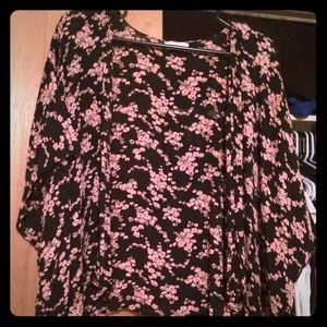 ❌SOLD❌ Brandy Melville Floral Kimono