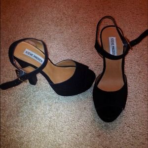 authentic Steve Madden Dynemite platform heels