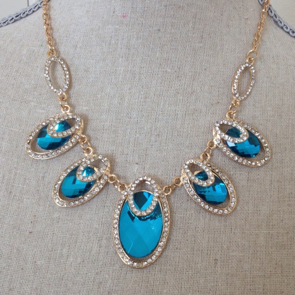 Gold and Blue Statement Necklace Set - Picture 1 of 1