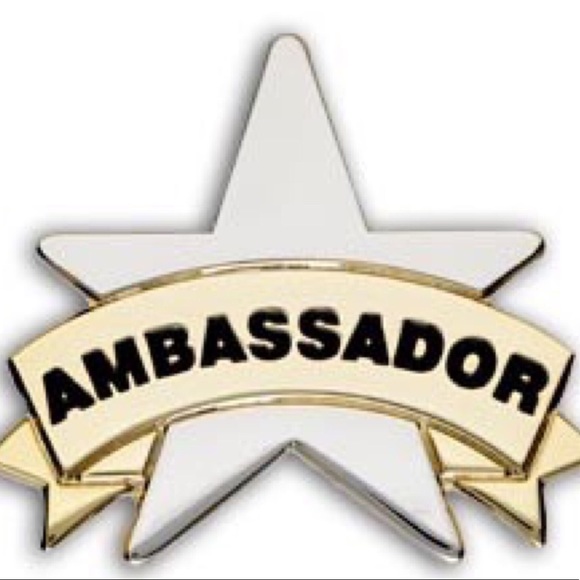 Meet Your Posher Zipper 😊 Top 10% Seller🎉 - Picture 3 of 8