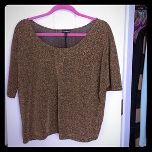 Metallic gold Express top