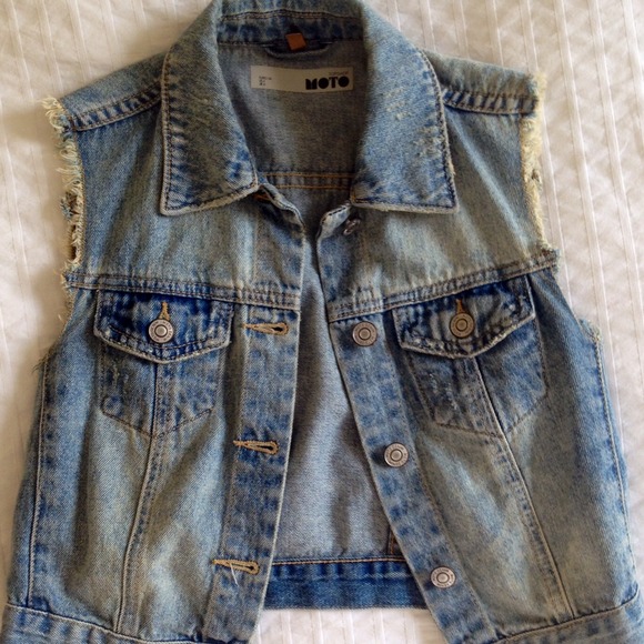 ❌❌Bundled. Top shop denim vest