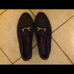 Men's Gucci black leather loafers