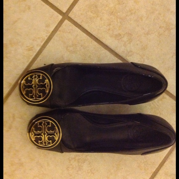 Tory Burch Reva Metal logo heels
