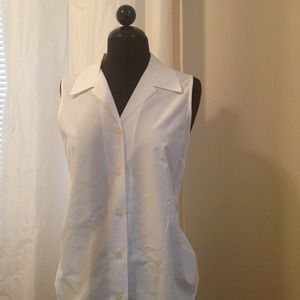 GAP Sleeveless Shirt