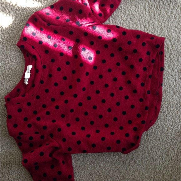 🎀🎀 Red Sweater Crop Top 🎀🎀