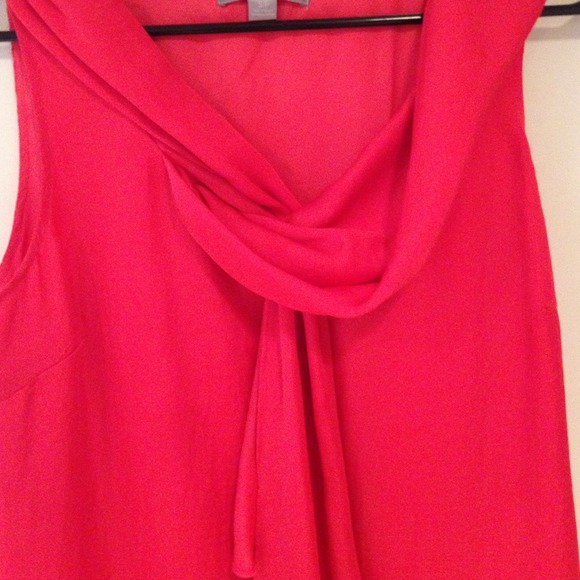 Coral dress - Picture 2 of 3