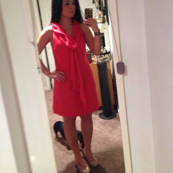 Coral dress - Picture 3 of 3