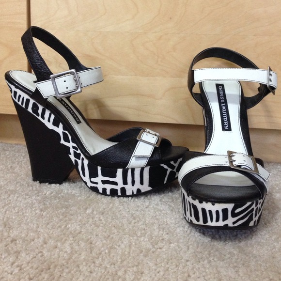 Chinese laundry wedged sandals