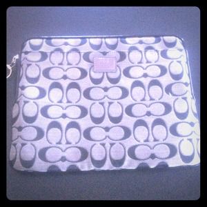 Coach IPad case. Like new!