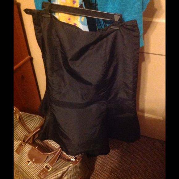 ❌❌❌❌SALE❗️🎉TAFFETA PARTY SKIRT🎄