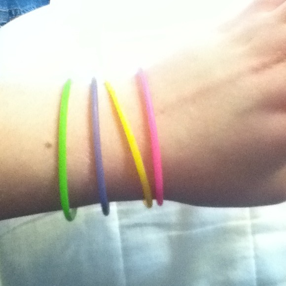 Stretch bracelets - Picture 2 of 2