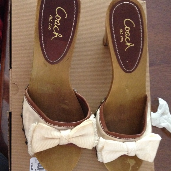 New coach Atheena shoes