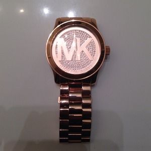 Authentic Michael Kors Rose Gold Watch *NEVER WORN