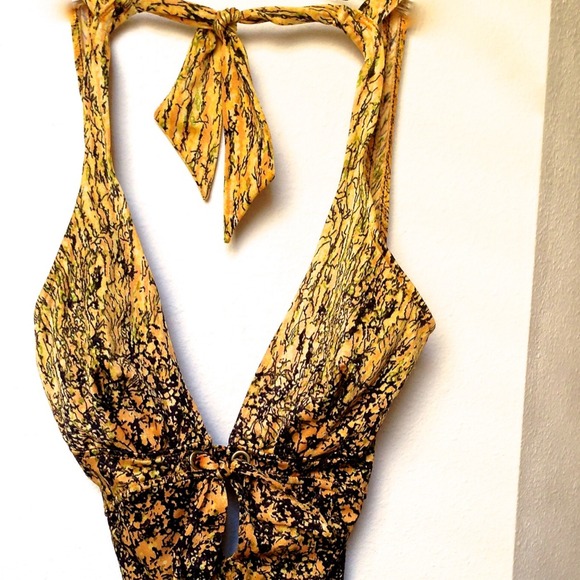 Vintage Hollywood Swim suit & matching Wrap - Picture 2 of 4