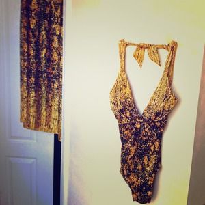 Vintage Hollywood Swim suit & matching Wrap