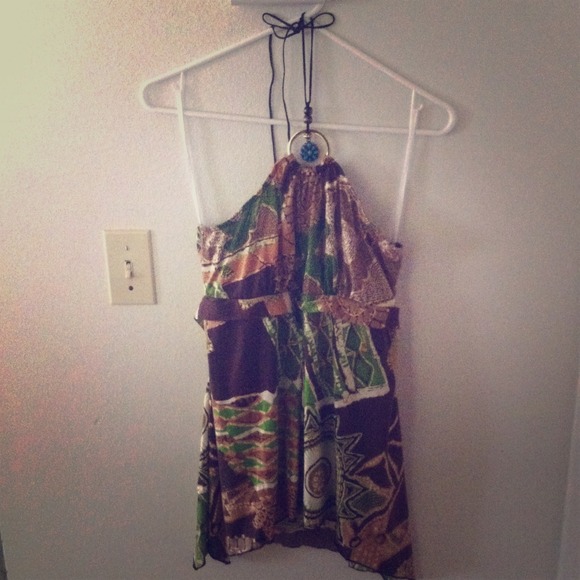 SOLD Jungle like halter top