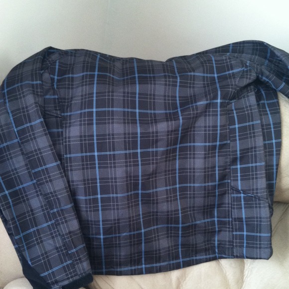 Lightweight winter jacket. - Picture 2 of 2