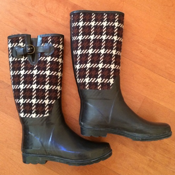 Banana Republic Rain Boots