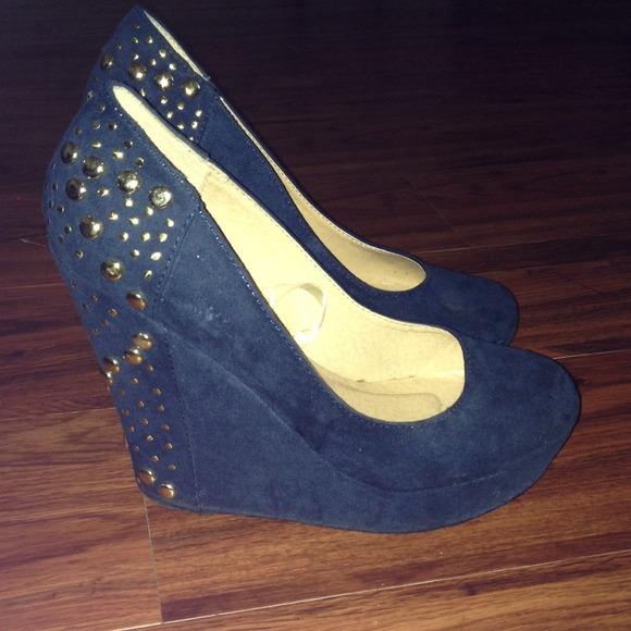 Studded Back Wedge Heels - Picture 2 of 3