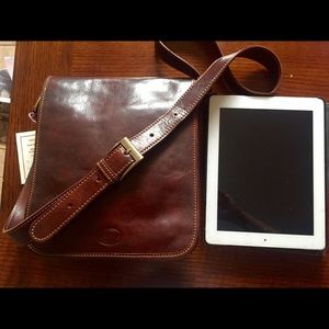 Antonella La Torre Leather new bag.