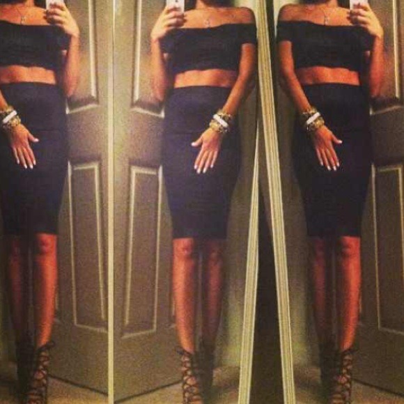 Off shoulder 2-piece , black