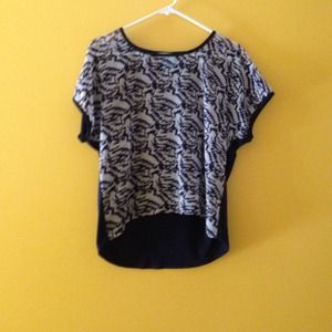 Never worn kohls top!