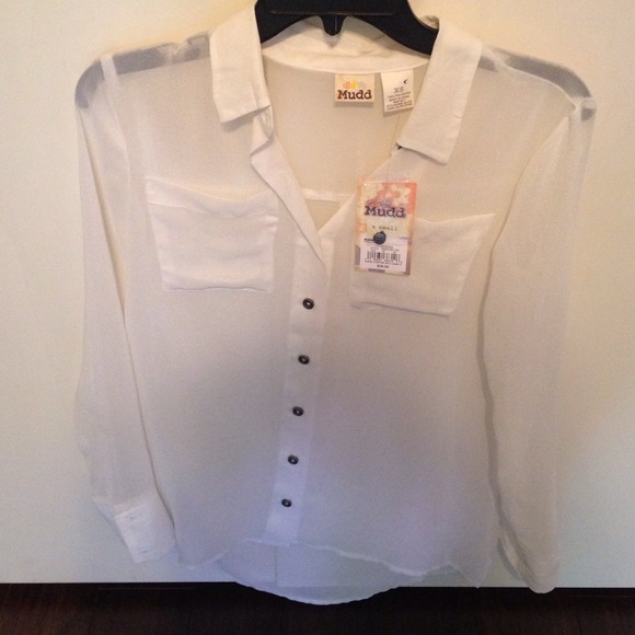 ****SOLD***NWT  Beige Chiffon Blouse