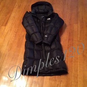 💥SOLD💥North Face Metropolis Down Parka in Black