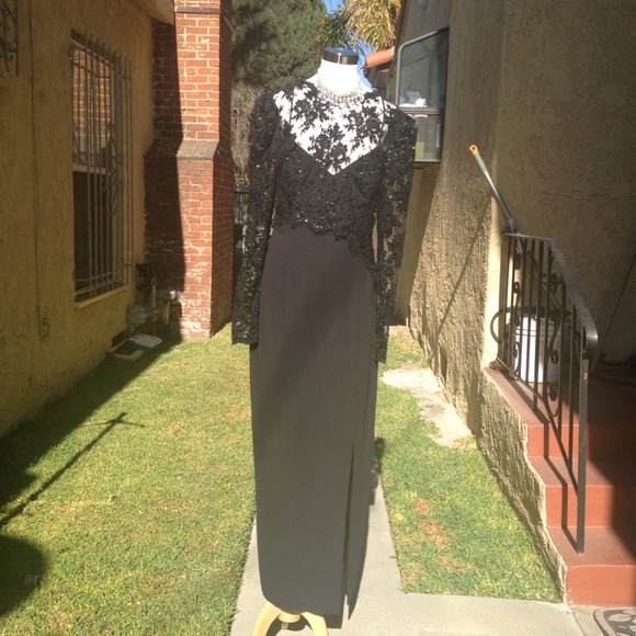 🔥REDUCED🔥 🎊🎉Long Black after 5 Dress