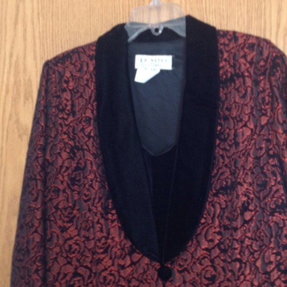 Red Brocade Pant Length Jacket - Picture 2 of 2