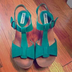 Steve Madden platform sandals