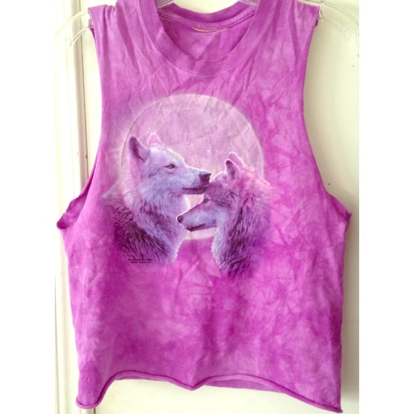 Wolf graphic muscle tee