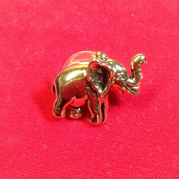 ALABAMA FANS Elephant Pierced Earrings gold tone. - Picture 2 of 4