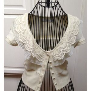 SOLD Vintage button-up blouse