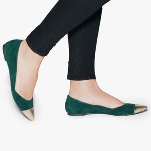 🚨Traded🚨: Shoemint Metal Gold Toe Flats