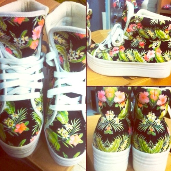 Jeffrey Campbell