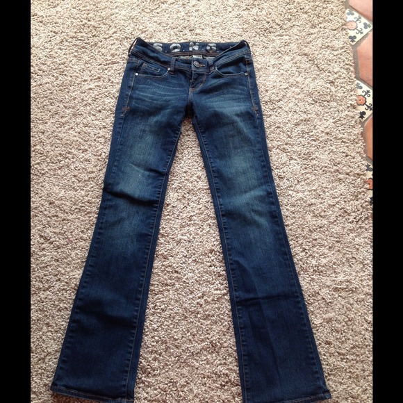 *bundled* Song jeans