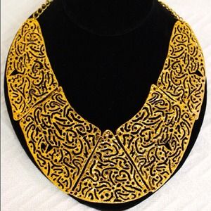 Eccentric Necklace