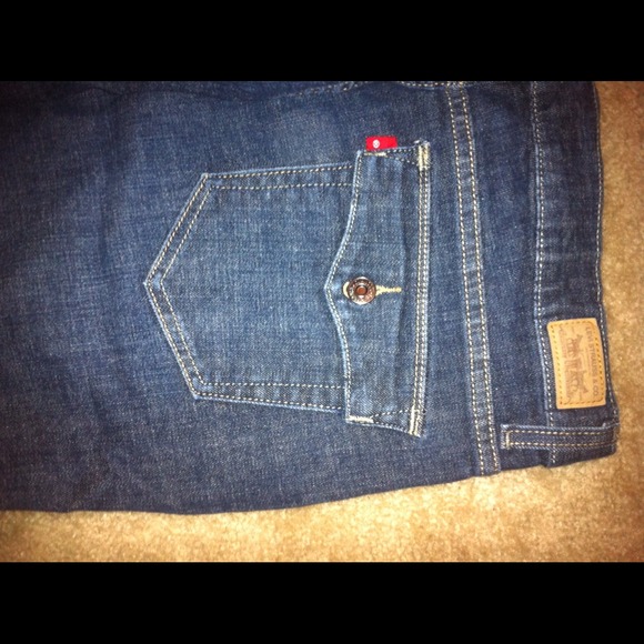Levi boot cut 512