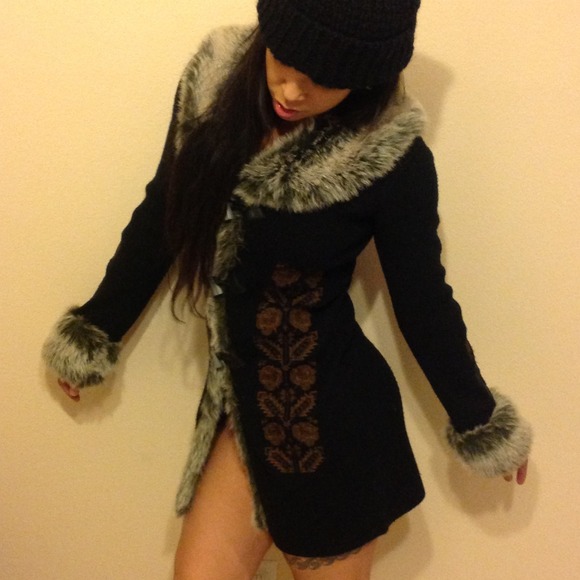 Bebe | Stretch Knit Sweater | Black | Size Small