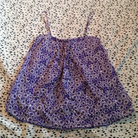 Blue flowy blouse. - Picture 1 of 1