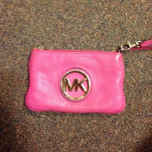 Michael kors wristlet