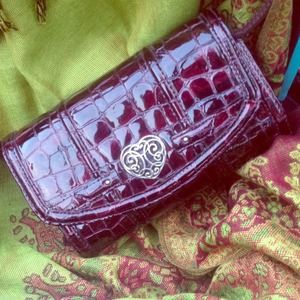 Brighton convertible clutch cross body