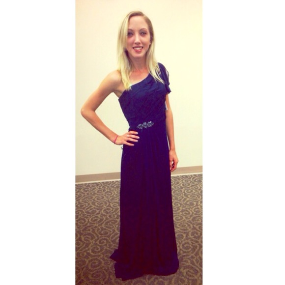 Dress - Picture 1 of 1