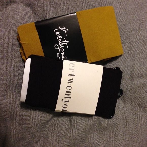 Cute and fashionable Forever 21 tights